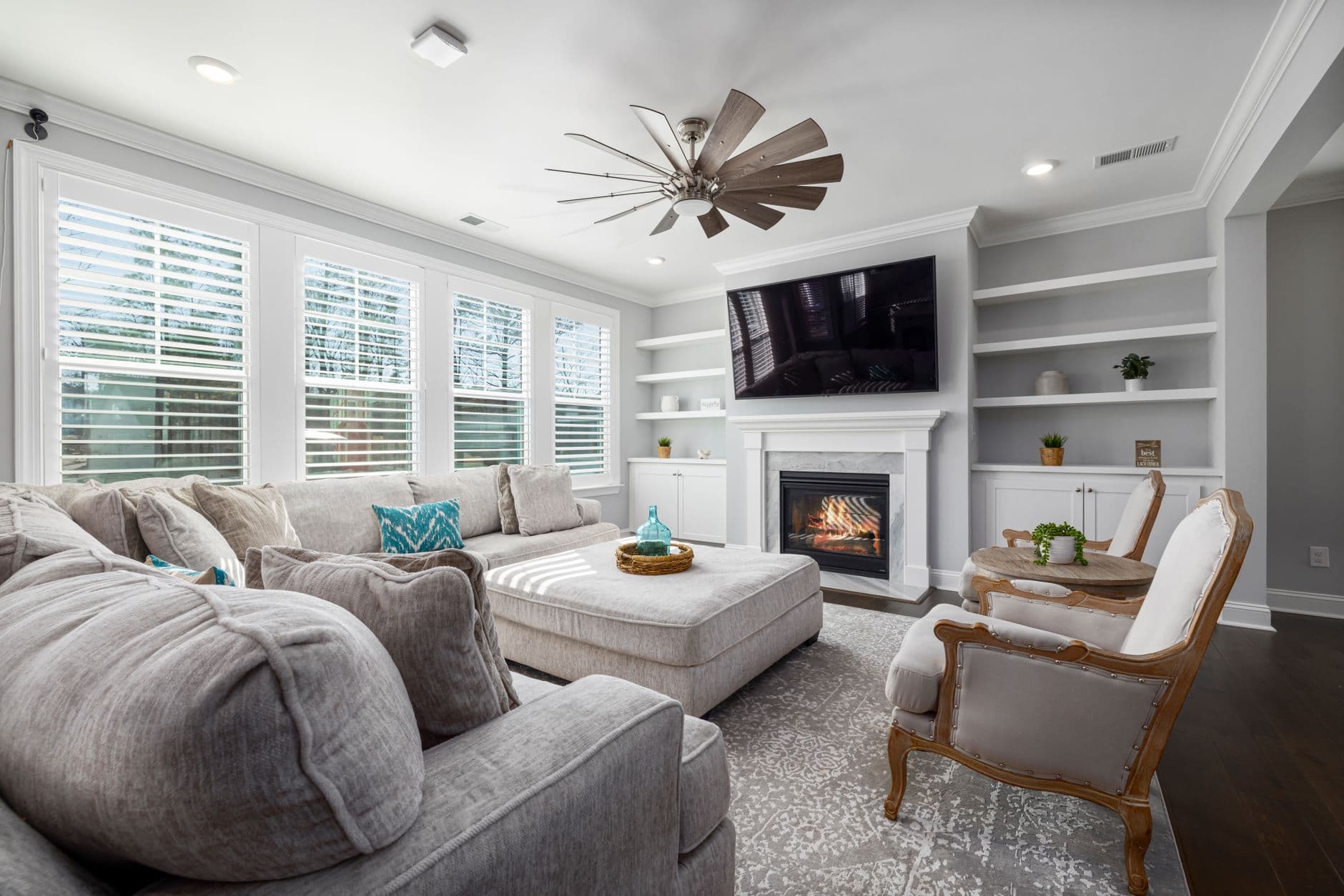 What Buyers Notice About a Fireplace When Touring a Thousand Oaks Home